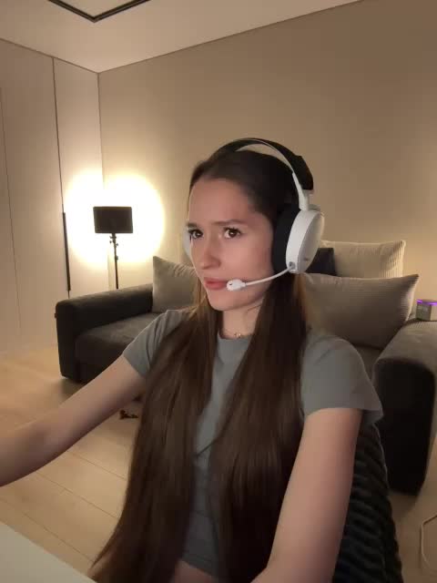 whiteTEA Live Sex April 9, 2026