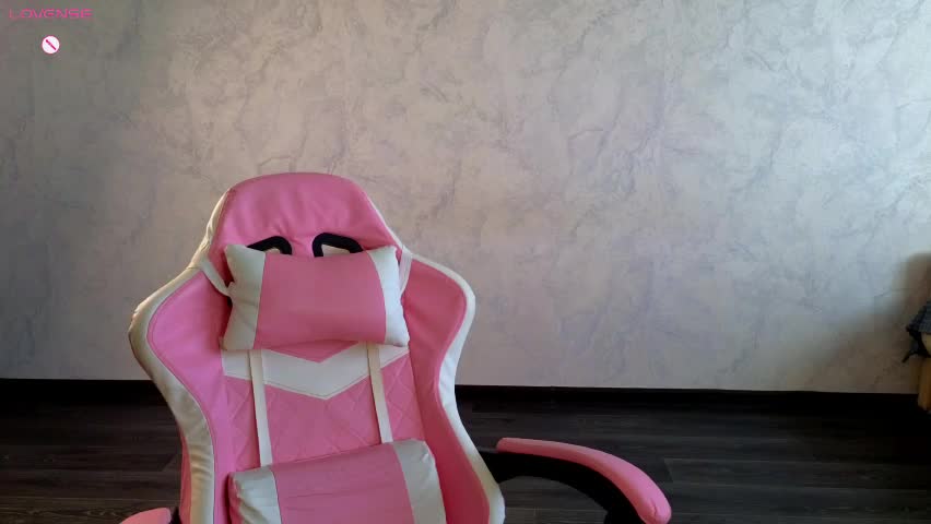 lovelly_molly Live Sex April 9, 2026