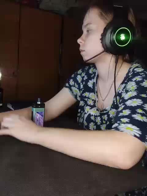 Kisa-malaya Live Sex April 9, 2026