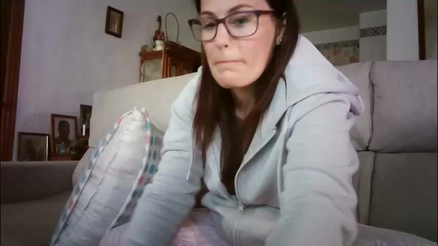 lolahueso Live Sex April 9, 2026