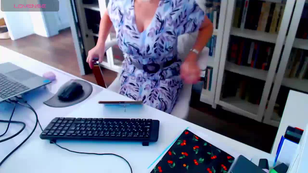 _Angelina_ Live Sex April 10, 2026