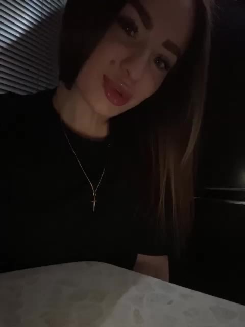 Polichkaaaa Live Sex April 10, 2026