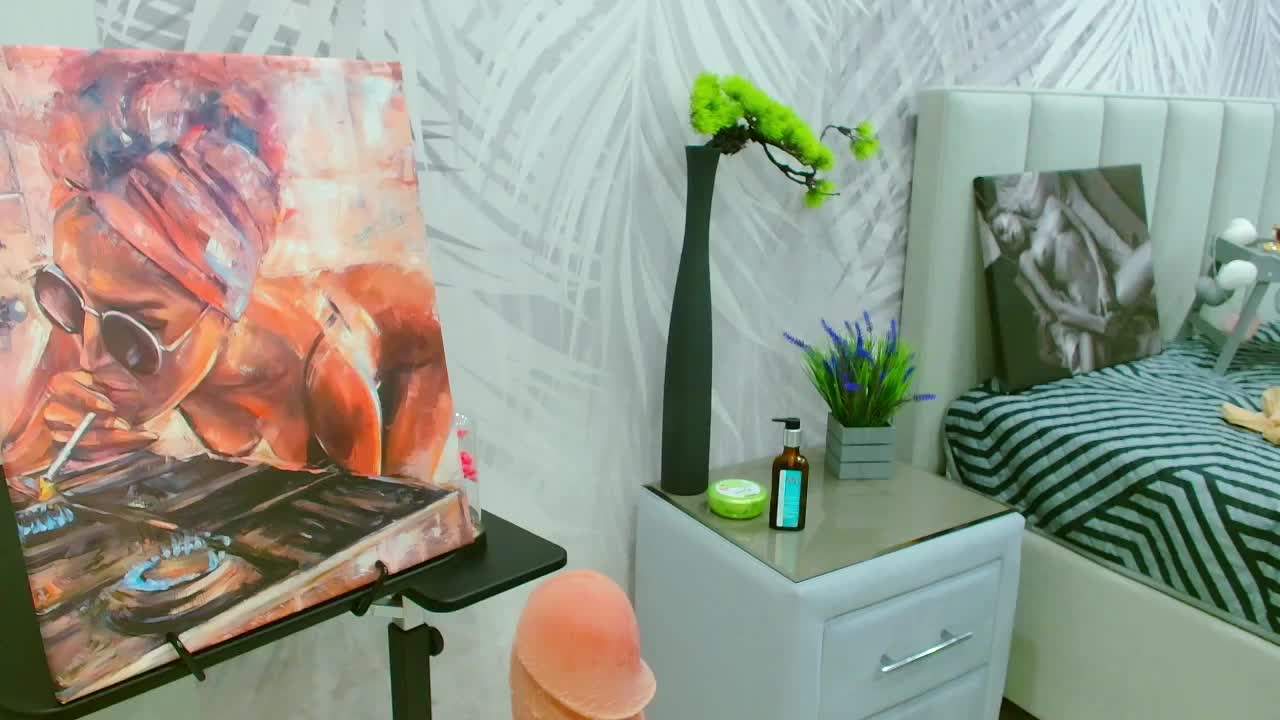 JuicyGloss Live Sex April 10, 2026