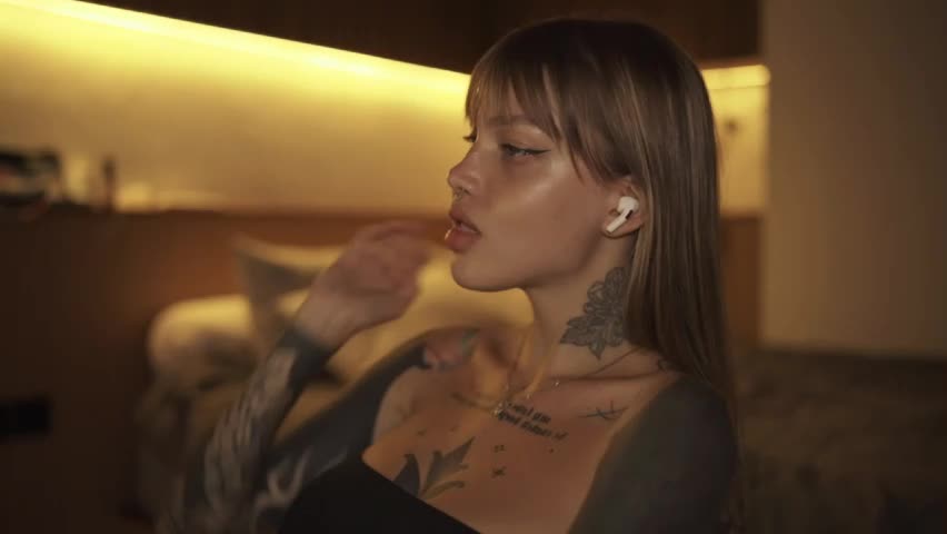 mileeena Live Sex April 10, 2026