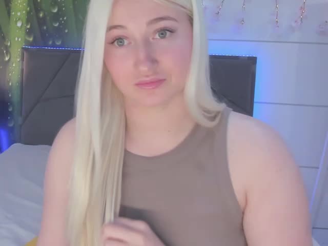 HollyTaillor Live Sex April 10, 2026