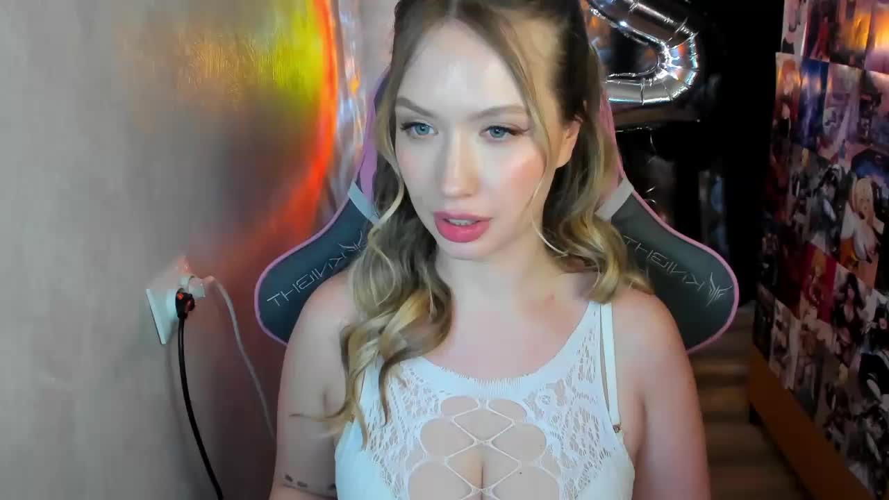 NicoleRicci Live Sex April 10, 2026