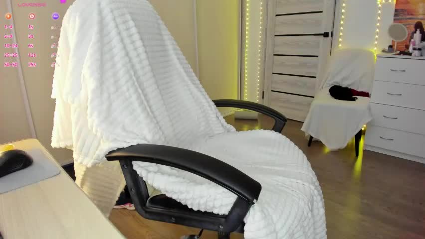 ophelia_mm Live Sex April 10, 2026