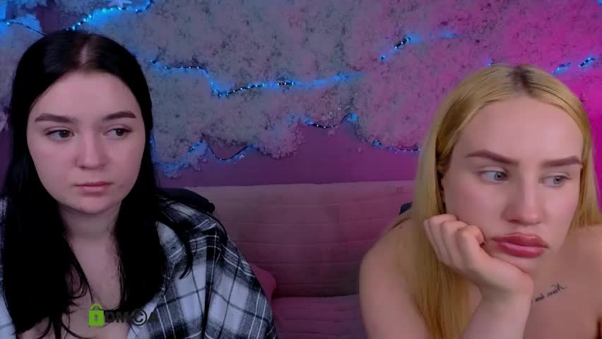 riley_sanders Live Sex April 10, 2026