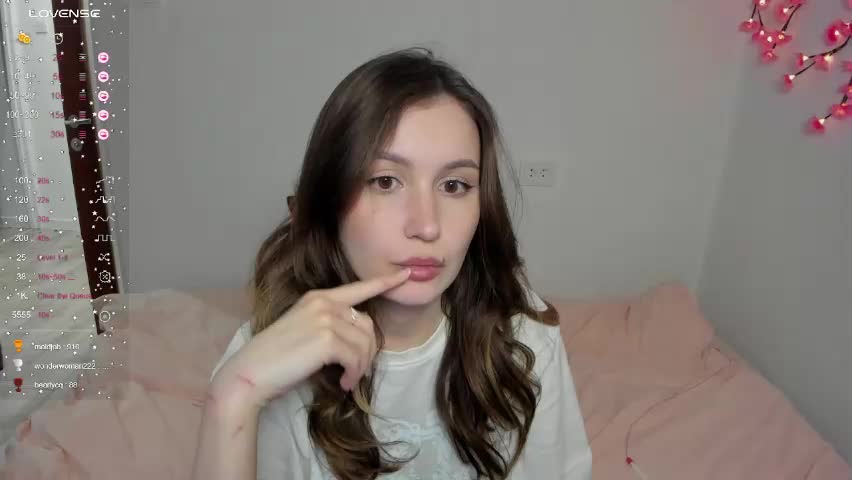 eumomino Live Sex April 10, 2026