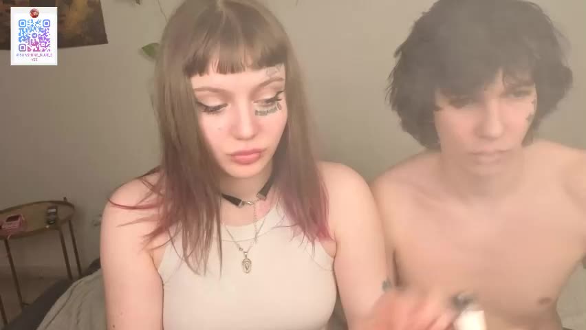 eva_sunshine_blueeyes Live Sex April 10, 2026
