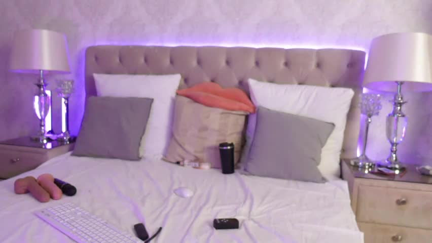 annakarinna Live Sex April 10, 2026
