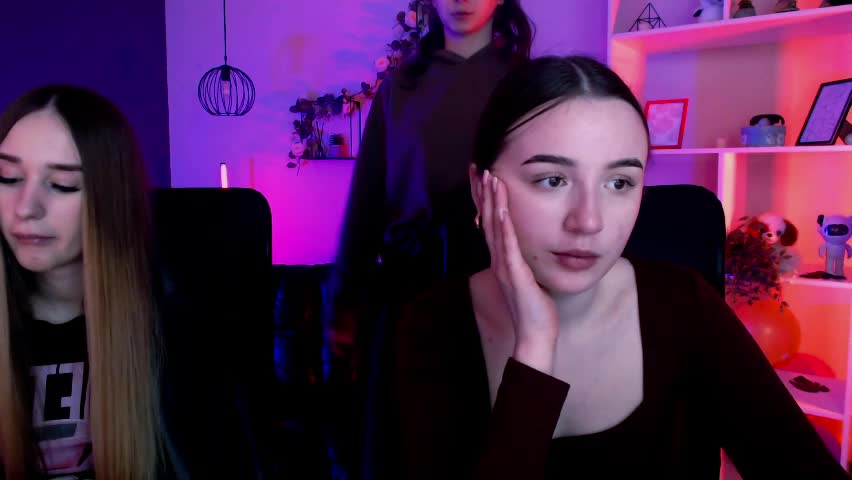 leslie_bird Live Sex April 10, 2026