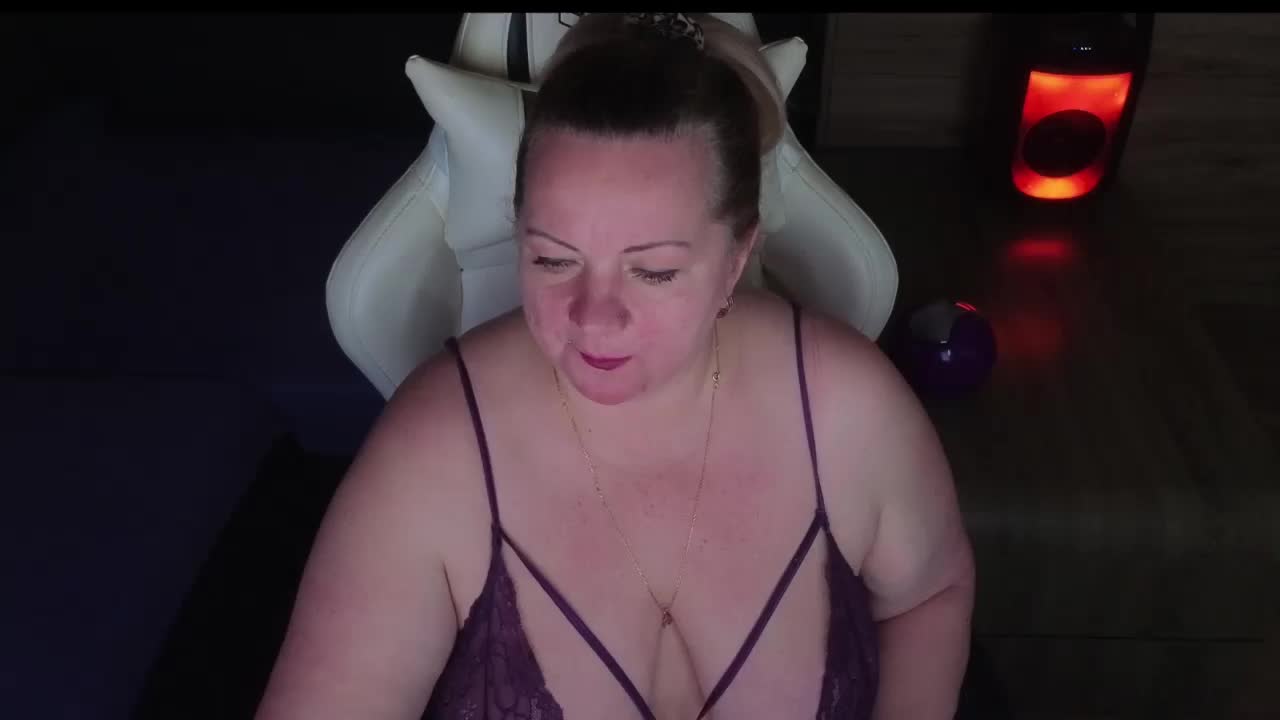 Molligspielle Live Sex April 10, 2026