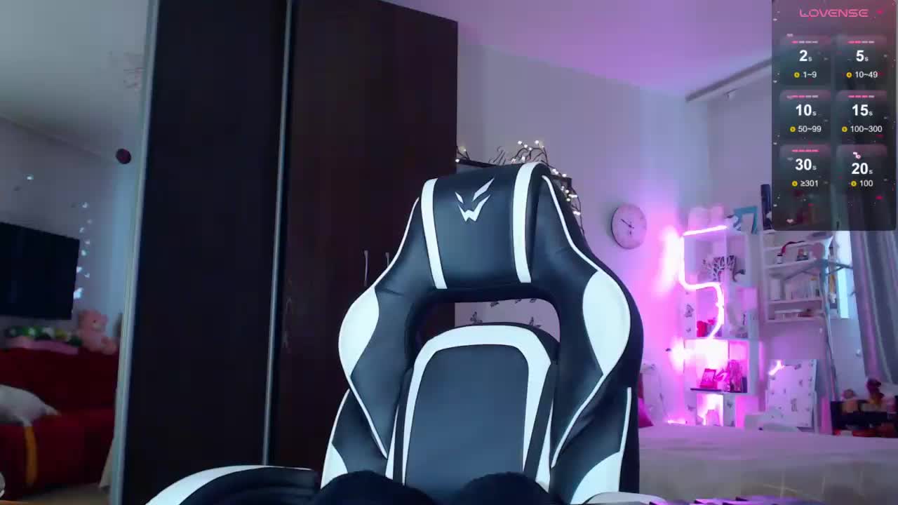miss-alice- Live Sex April 11, 2026