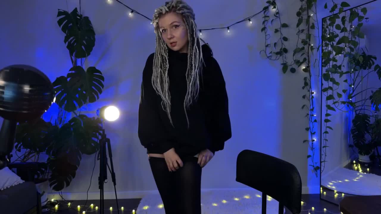 SOVA_tut Live Sex April 11, 2026
