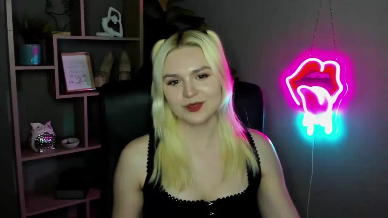 SweetLilyxo Live Sex April 11, 2026
