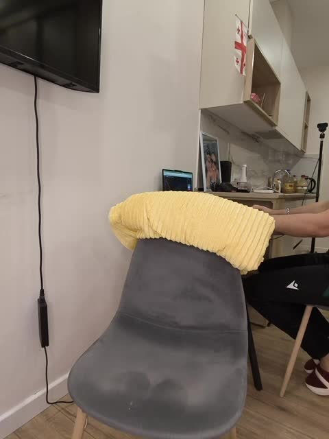 KissMyAss Live Sex April 11, 2026