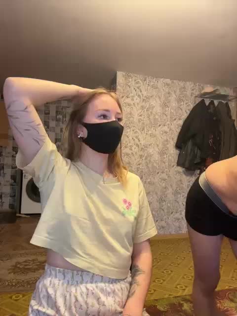 Sun-Moon Live Sex April 11, 2026