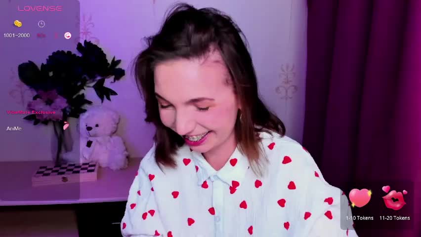 kindhazelhere_ Live Sex April 11, 2026