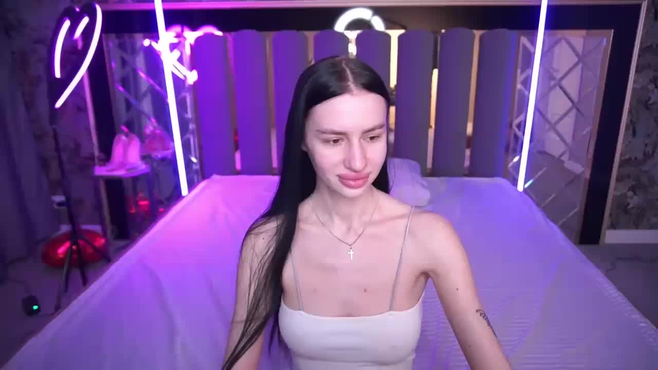 SnowWhiteee Live Sex April 11, 2026