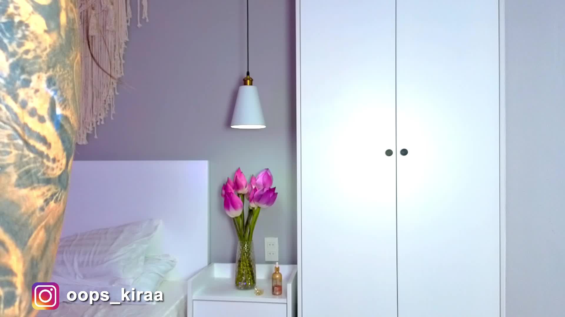 Oops_kiraa Live Sex April 11, 2026