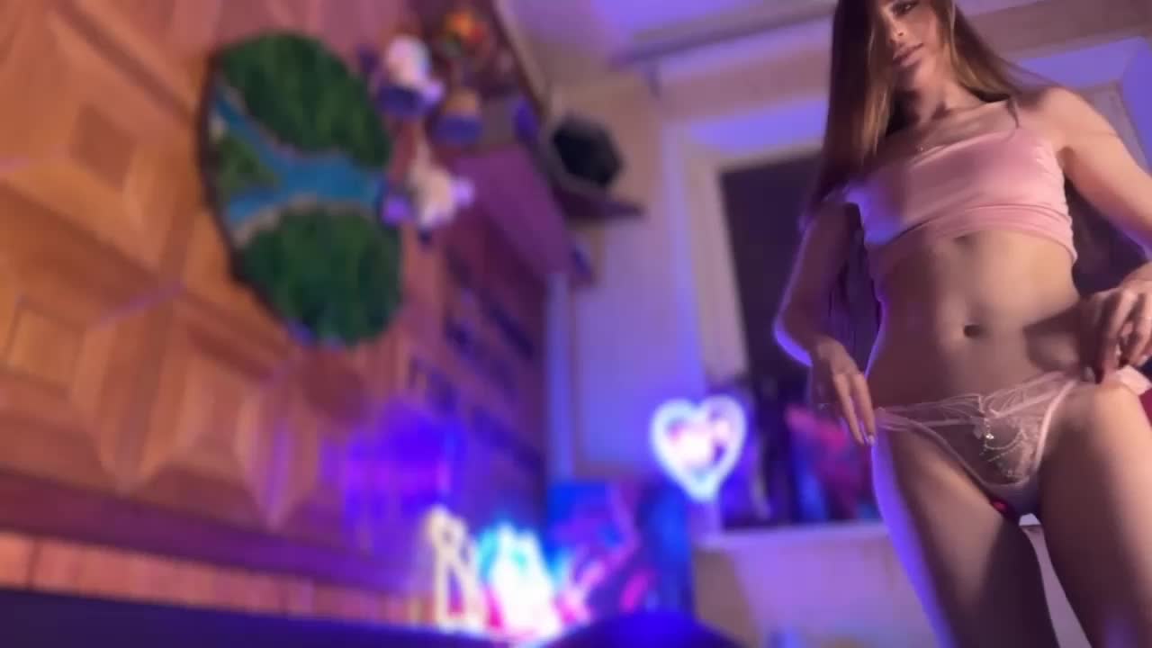 SweetyMeow Live Sex April 11, 2026