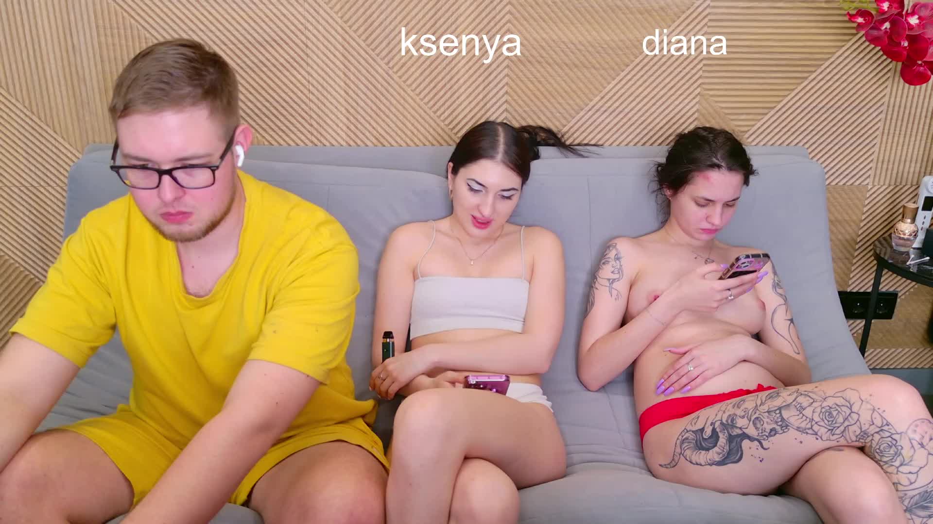 WebcamSlut Live Sex April 11, 2026