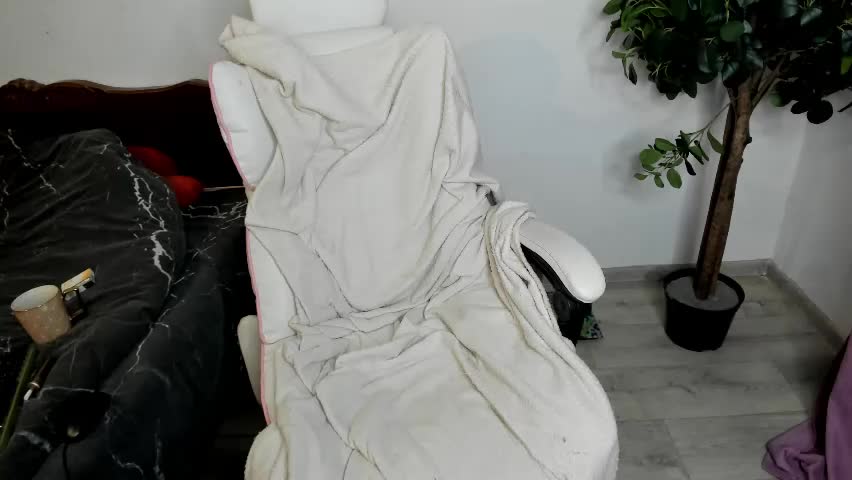 nikki000cool Live Sex April 11, 2026