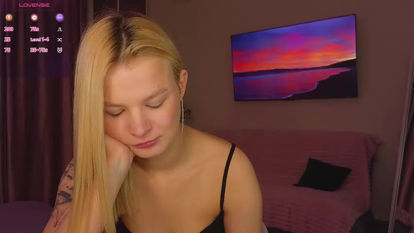 lovely_babyy Live Sex April 12, 2026