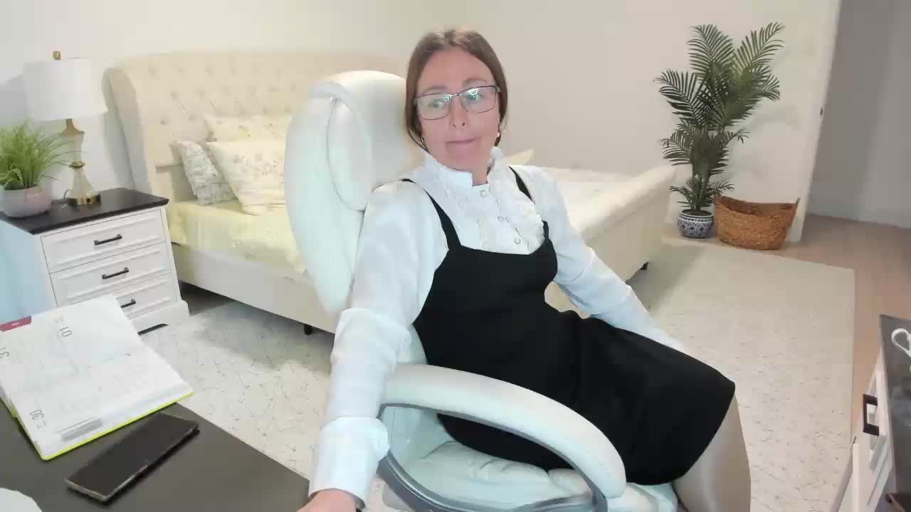 -Michelle- Live Sex April 12, 2026
