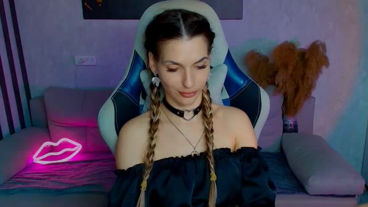 MILENA_VAGINOVNA Live Sex April 12, 2026