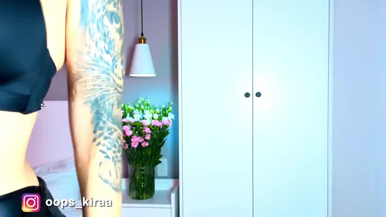 Oops_kiraa Live Sex April 12, 2026