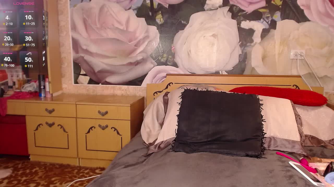 -Karolina555- Live Sex April 12, 2026