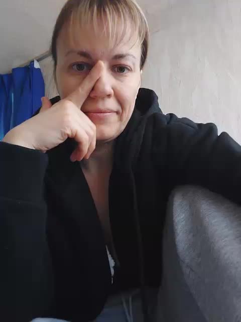 KissaHot Live Sex April 12, 2026