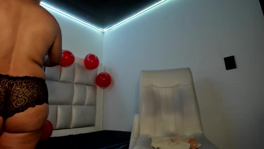 lola_js Live Sex April 12, 2026