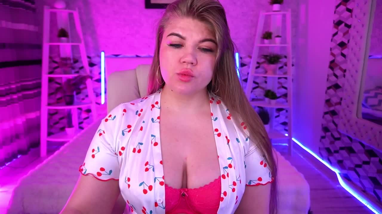 AmellyWhite Live Sex April 12, 2026