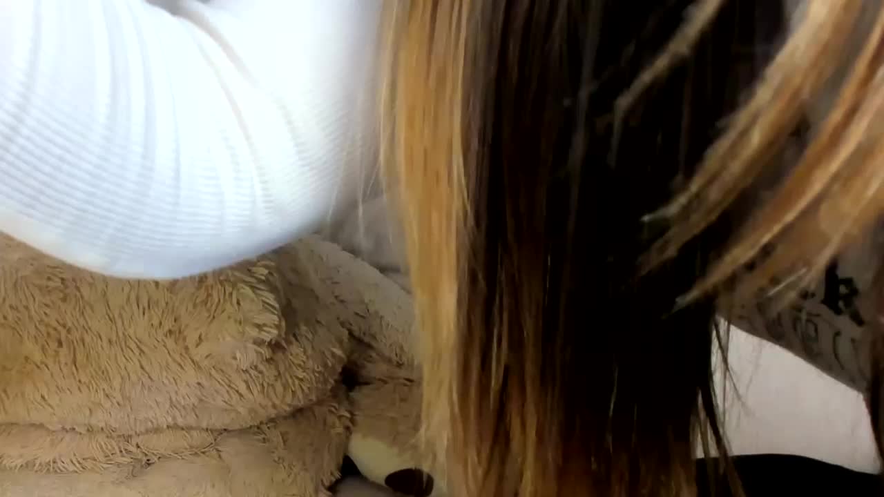 MelMooon Live Sex April 12, 2026