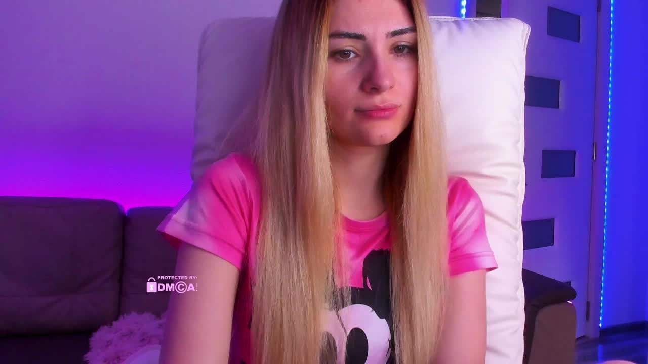Lynx Live Sex April 12, 2026