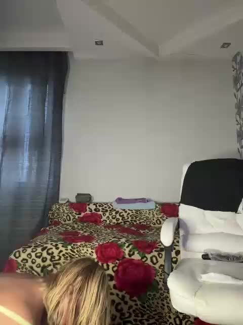 Eva-Bella Live Sex April 12, 2026