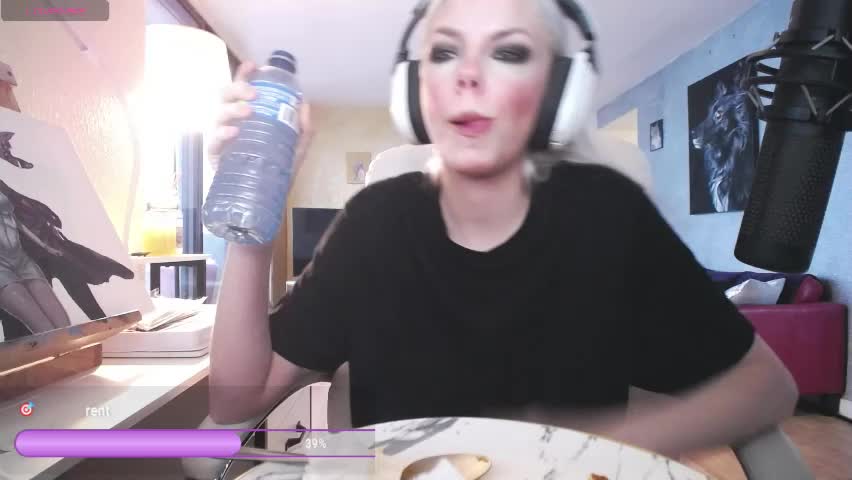 tinykylie Live Sex April 12, 2026