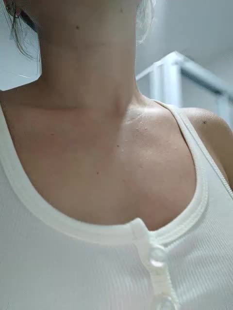 Minni_Mia Live Sex April 12, 2026