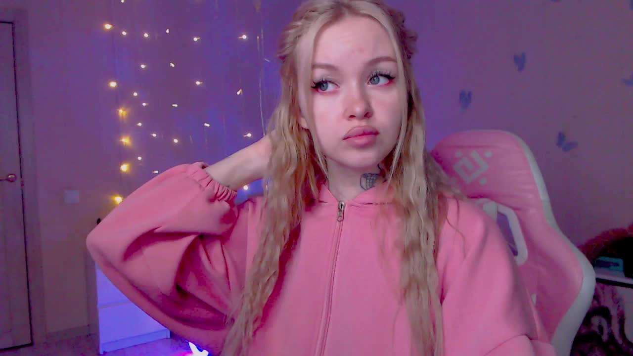 NaughtyMable Live Sex April 12, 2026