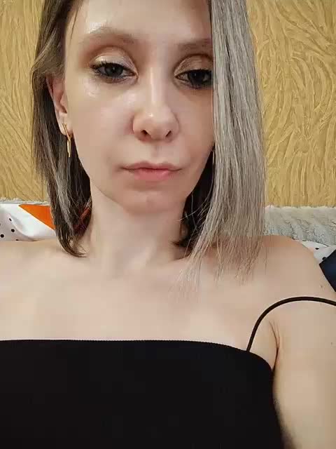 -Christina- Live Sex April 13, 2026