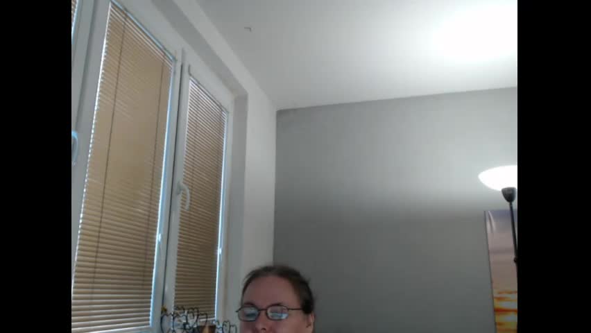 sweetboobs85h Live Sex April 13, 2026
