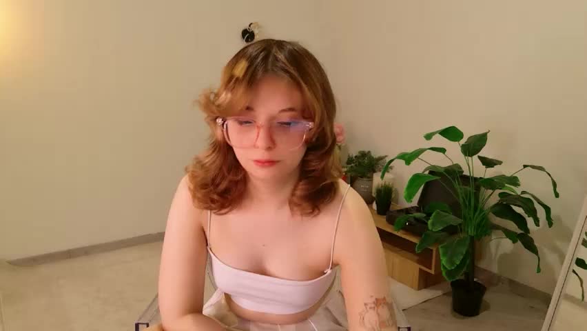 coconut_mia Live Sex April 13, 2026