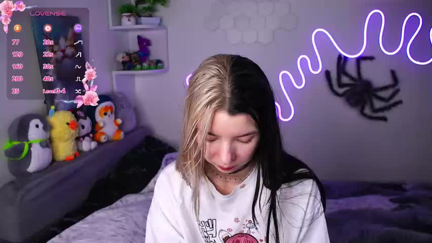 emmie_everly Live Sex April 13, 2026