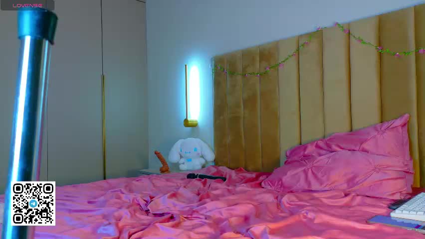 emy_kami Live Sex April 13, 2026