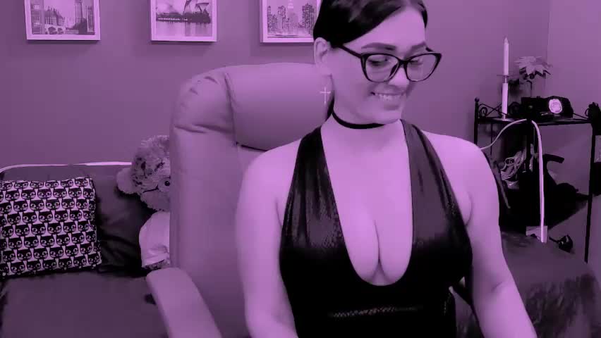 chantallovely Live Sex April 13, 2026