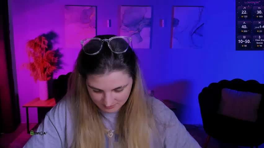 gloria_bubble Live Sex April 13, 2026