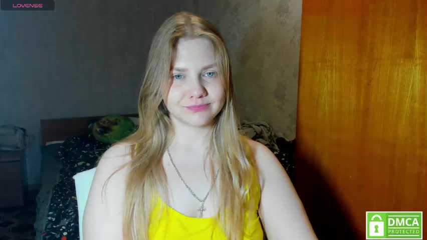 emmafrizea Live Sex April 13, 2026